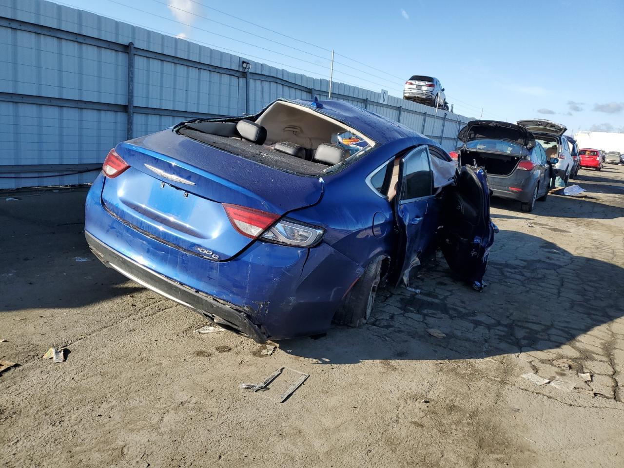 2015 CHRYSLER 200 C - Image 3
