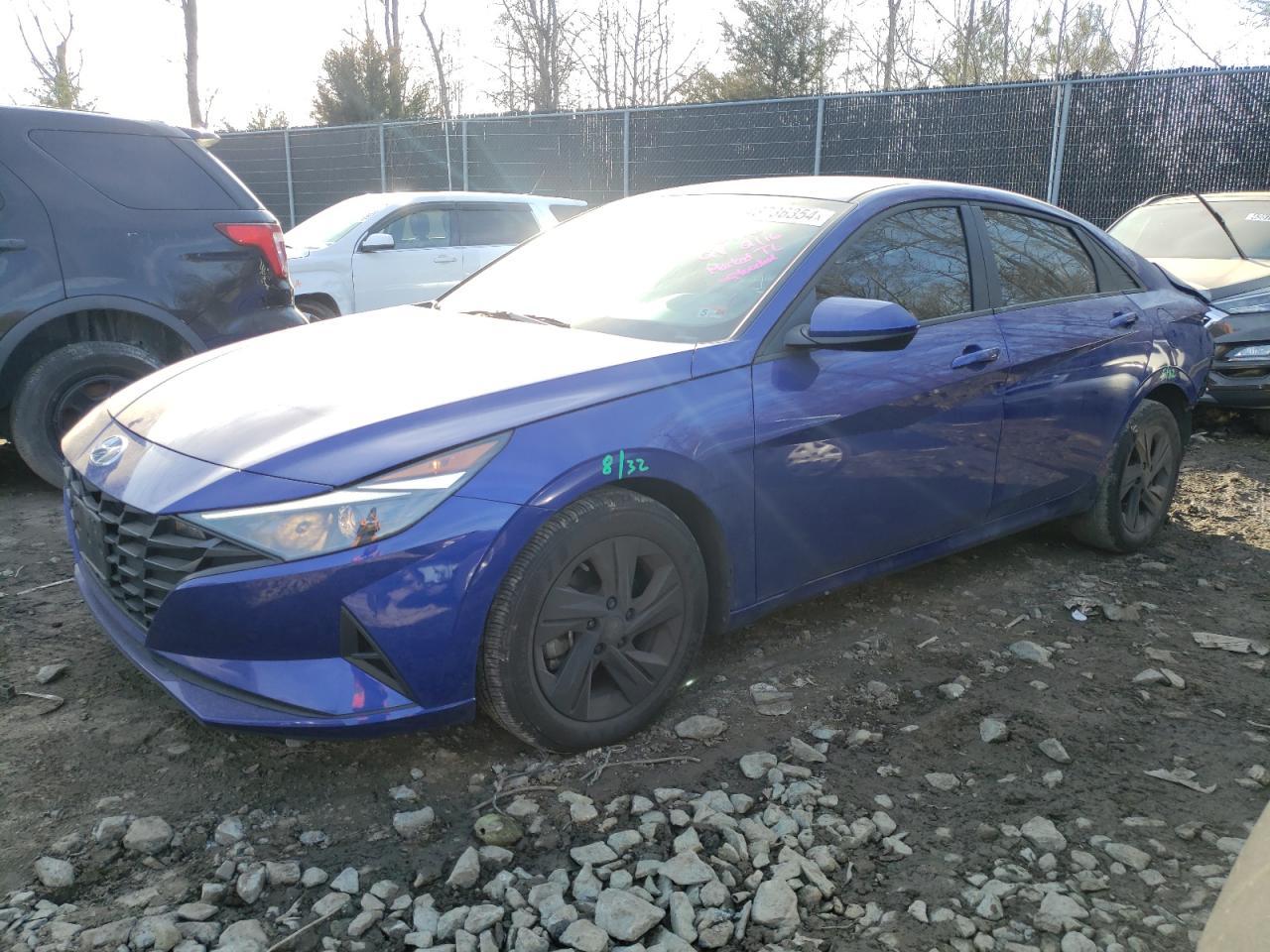 2023 HYUNDAI ELANTRA SE