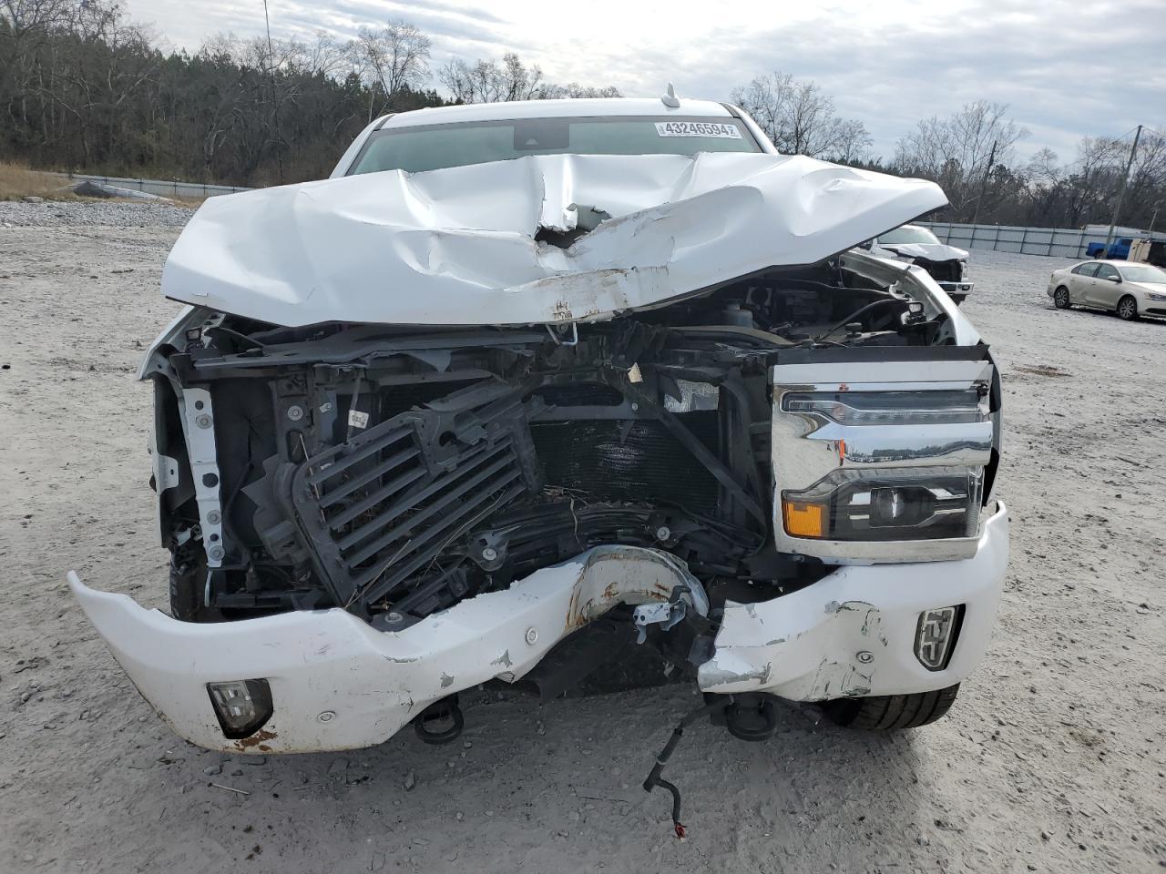 2018 CHEVROLET SILVERADO - Image 5
