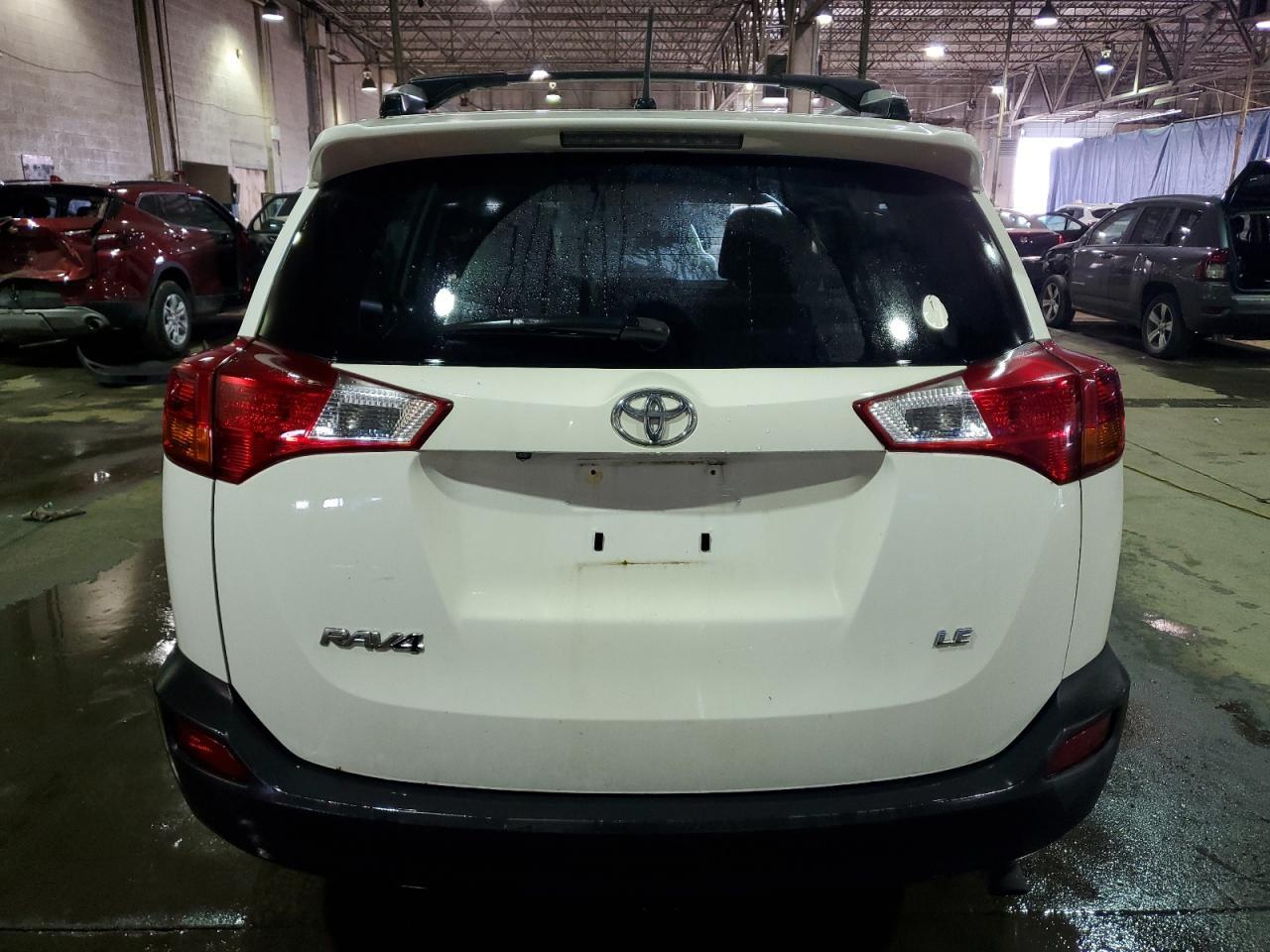 2014 TOYOTA RAV4 LE - Image 6
