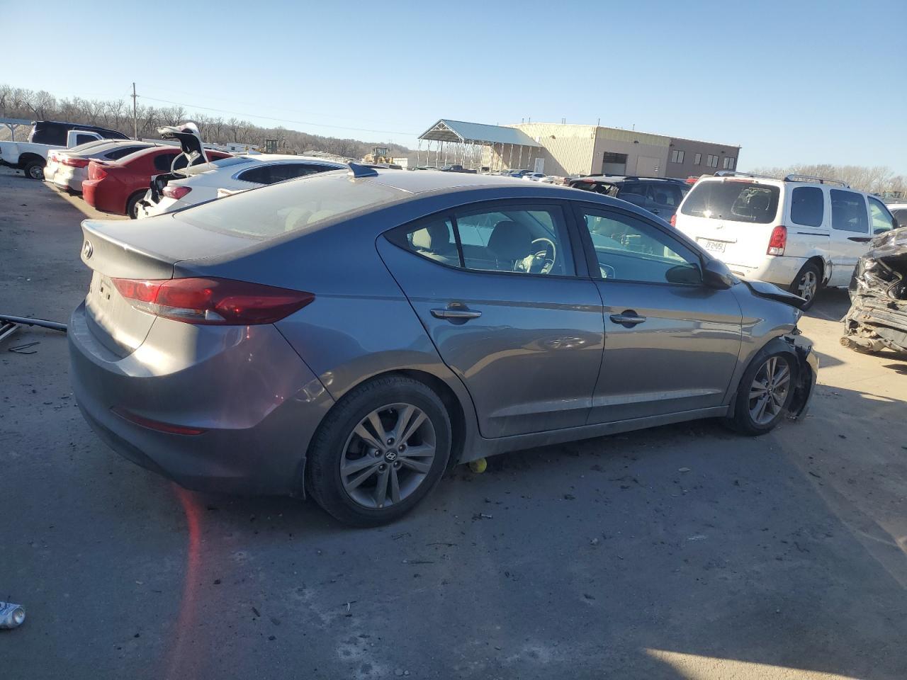 2018 HYUNDAI ELANTRA SE - Image 3