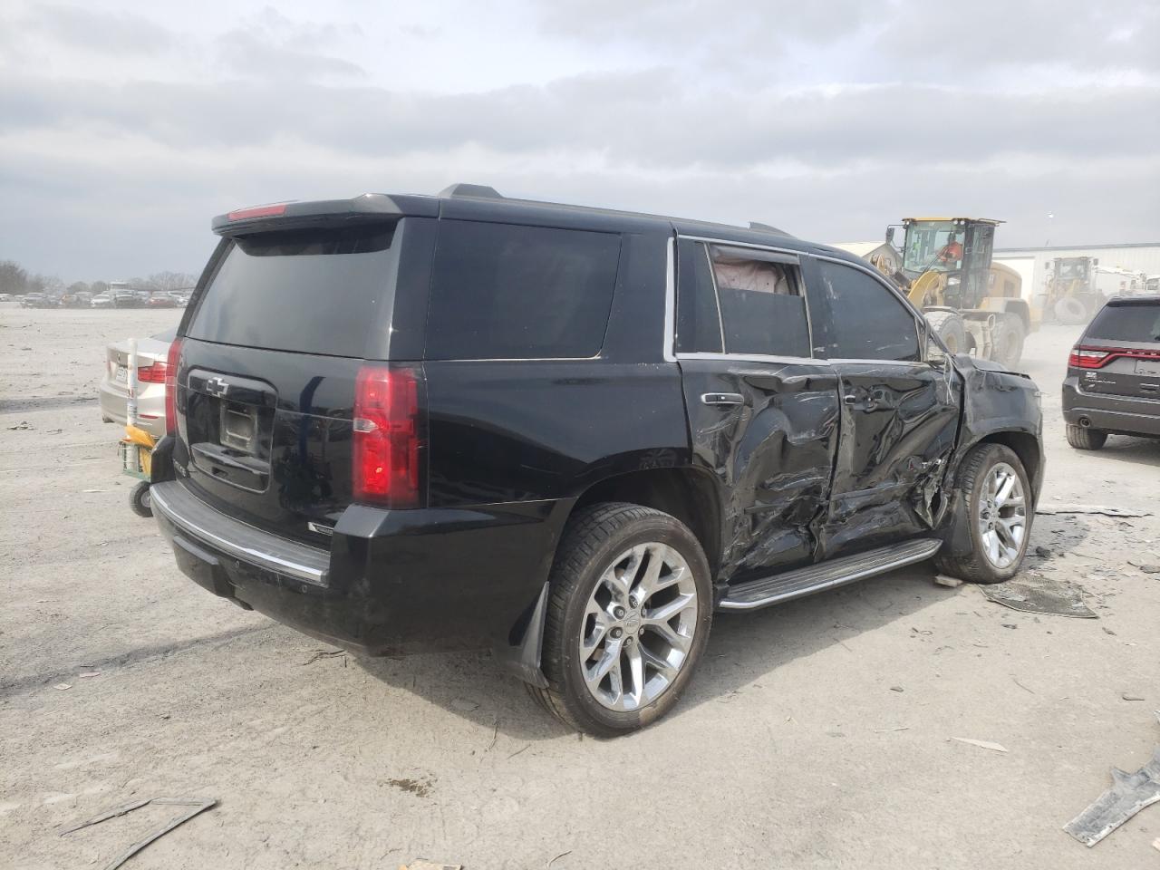 2017 CHEVROLET TAHOE K150 - Фото 3