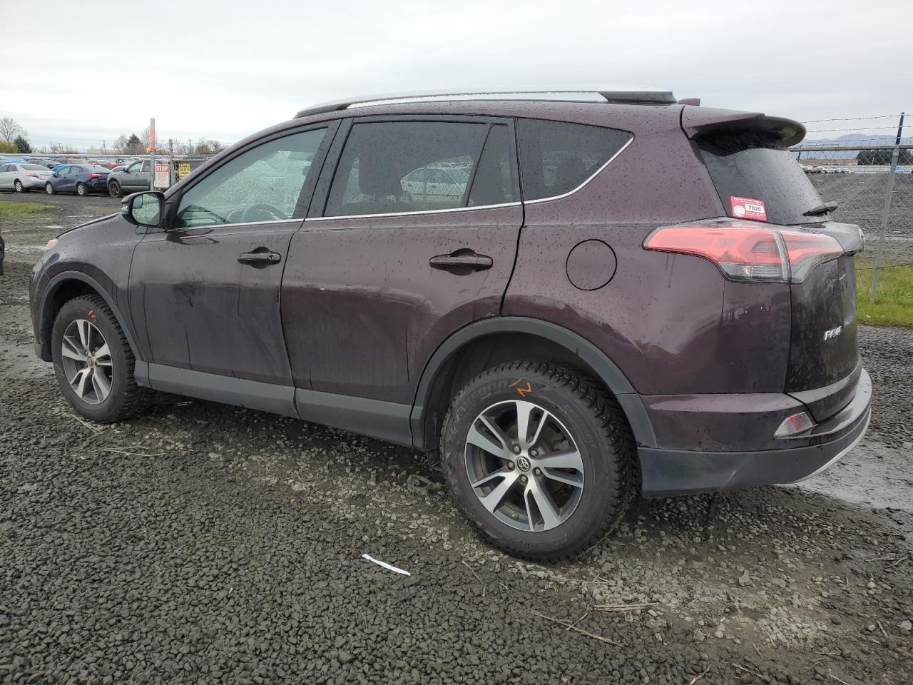 2016 TOYOTA RAV4 XLE - Image 2