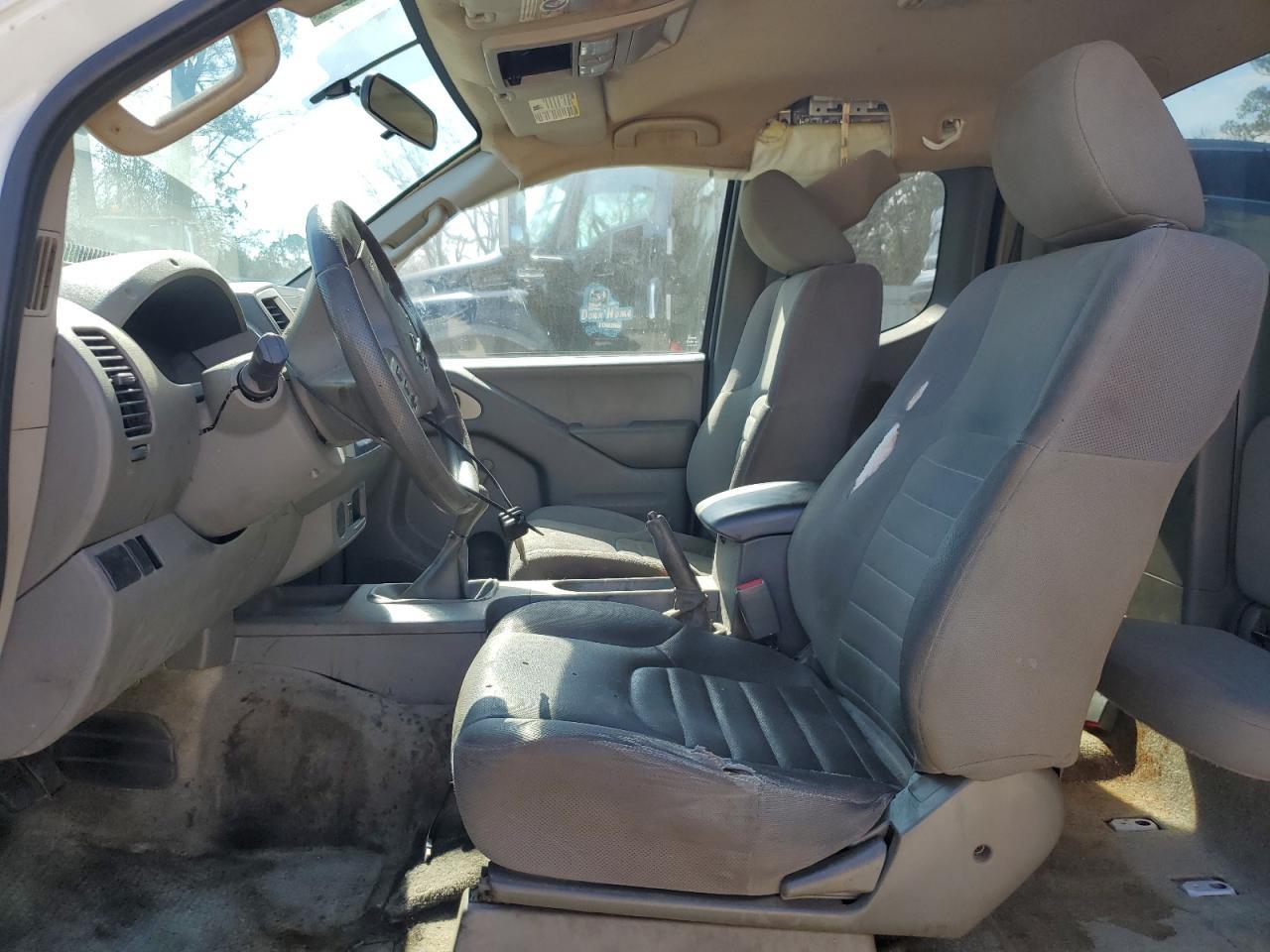 2017 NISSAN FRONTIER S - Фото 7