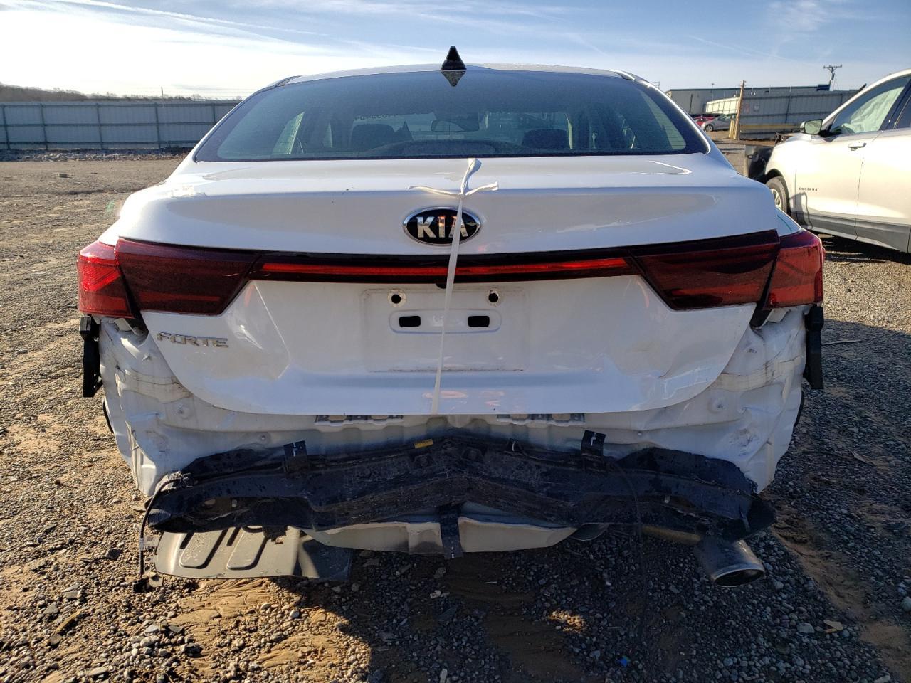 2021 KIA FORTE FE - Фото 6