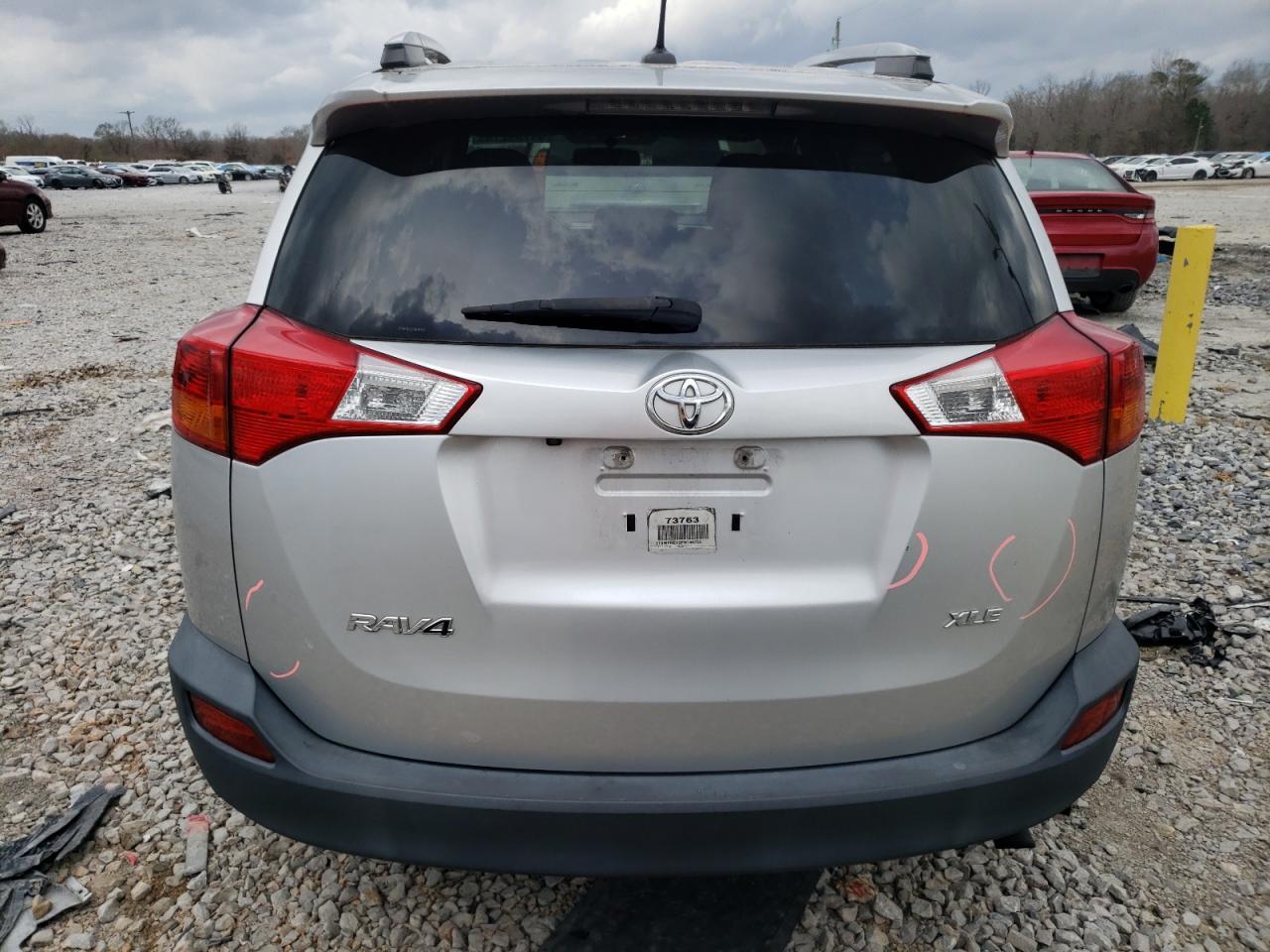 2015 TOYOTA RAV4 XLE - Фото 6
