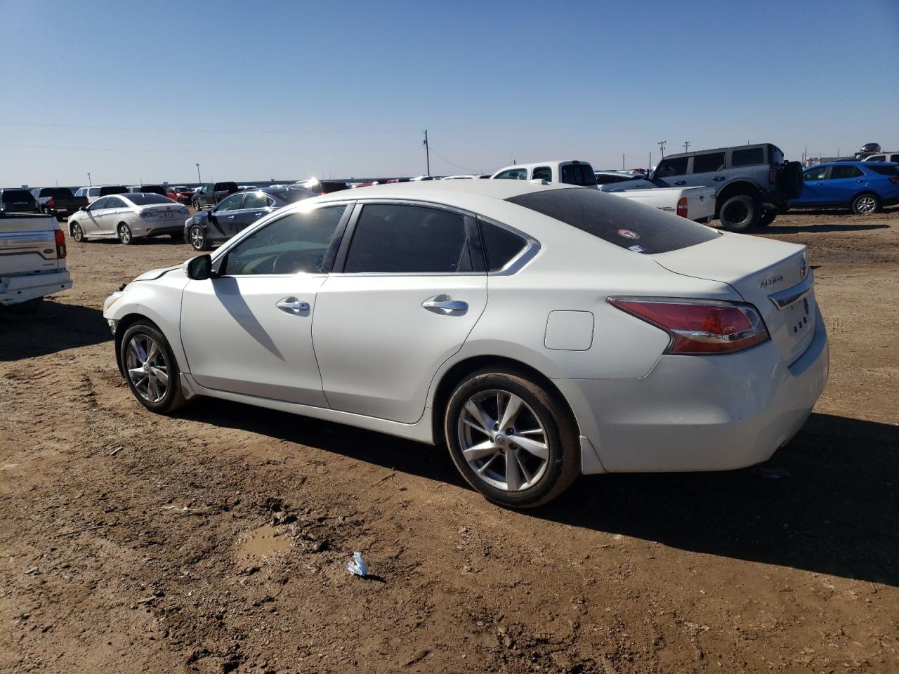 2015 NISSAN ALTIMA 2.5 - Фото 2