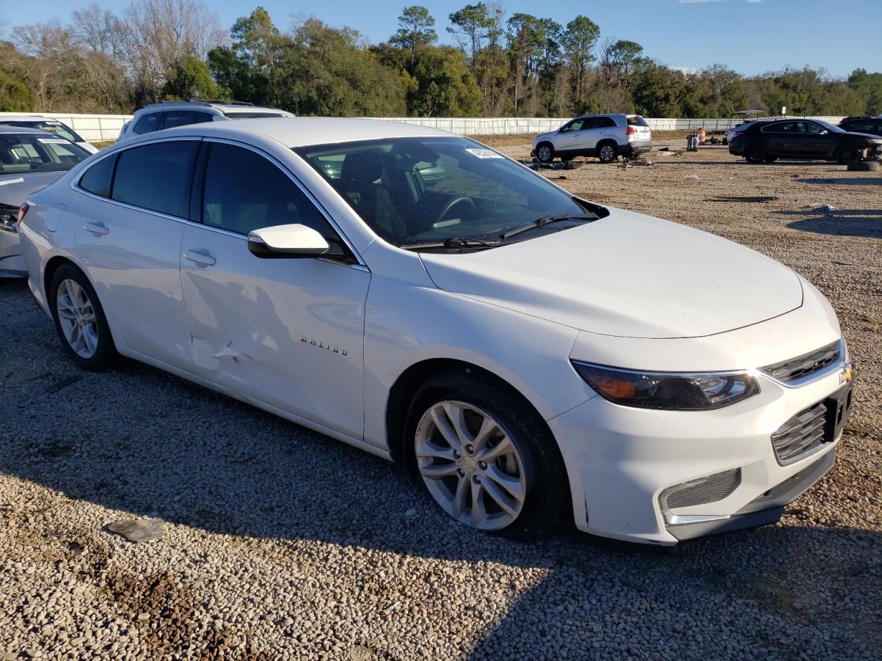 2017 CHEVROLET MALIBU LT - Image 4