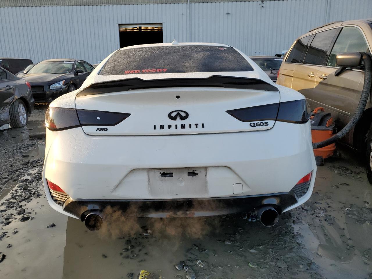 2017 INFINITI Q60 RED SP - Image 6