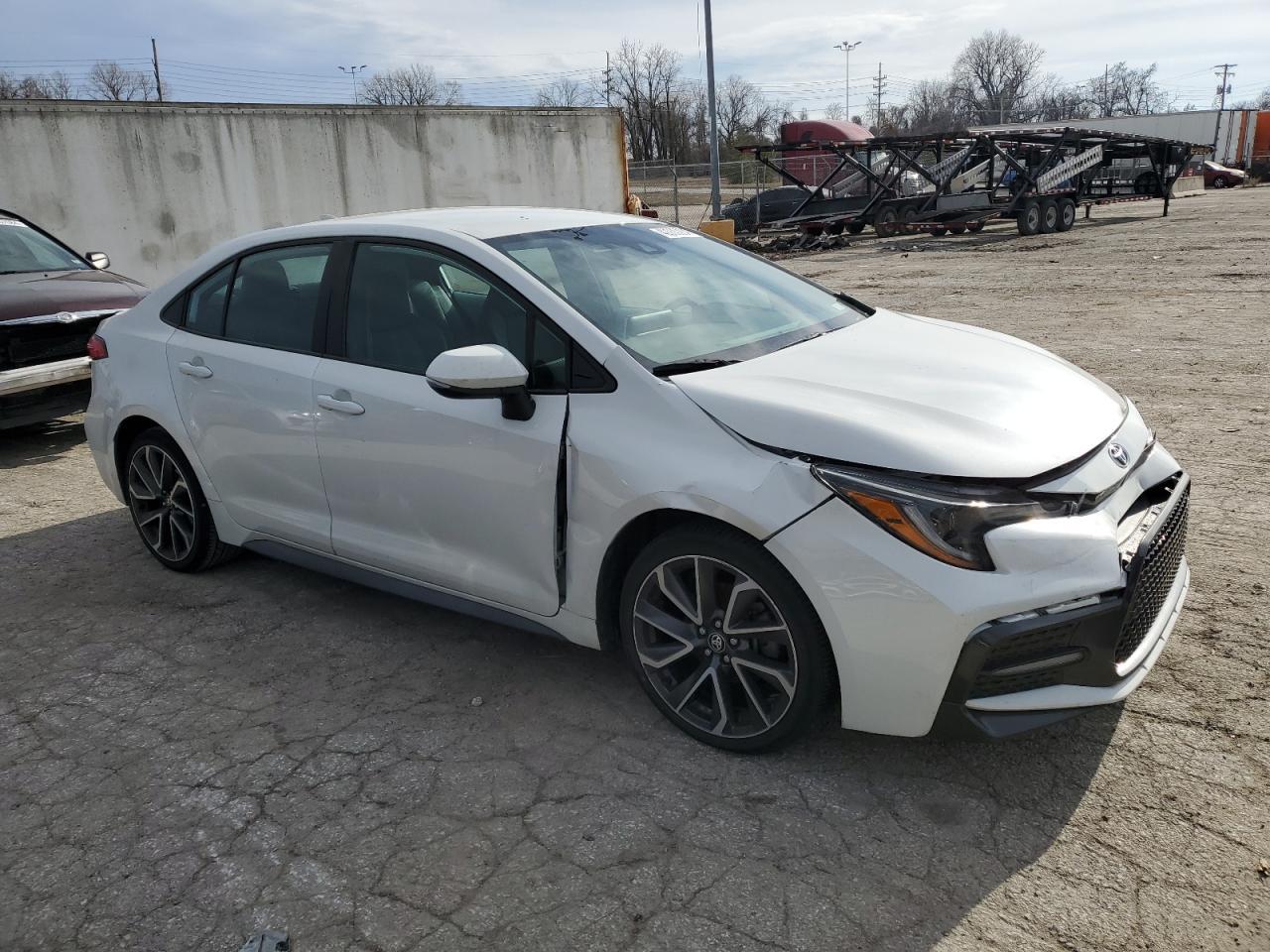 2020 TOYOTA COROLLA SE - Фото 4