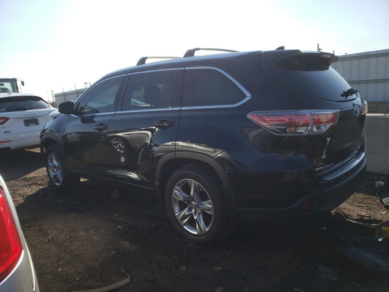 2015 TOYOTA HIGHLANDER - Фото 2