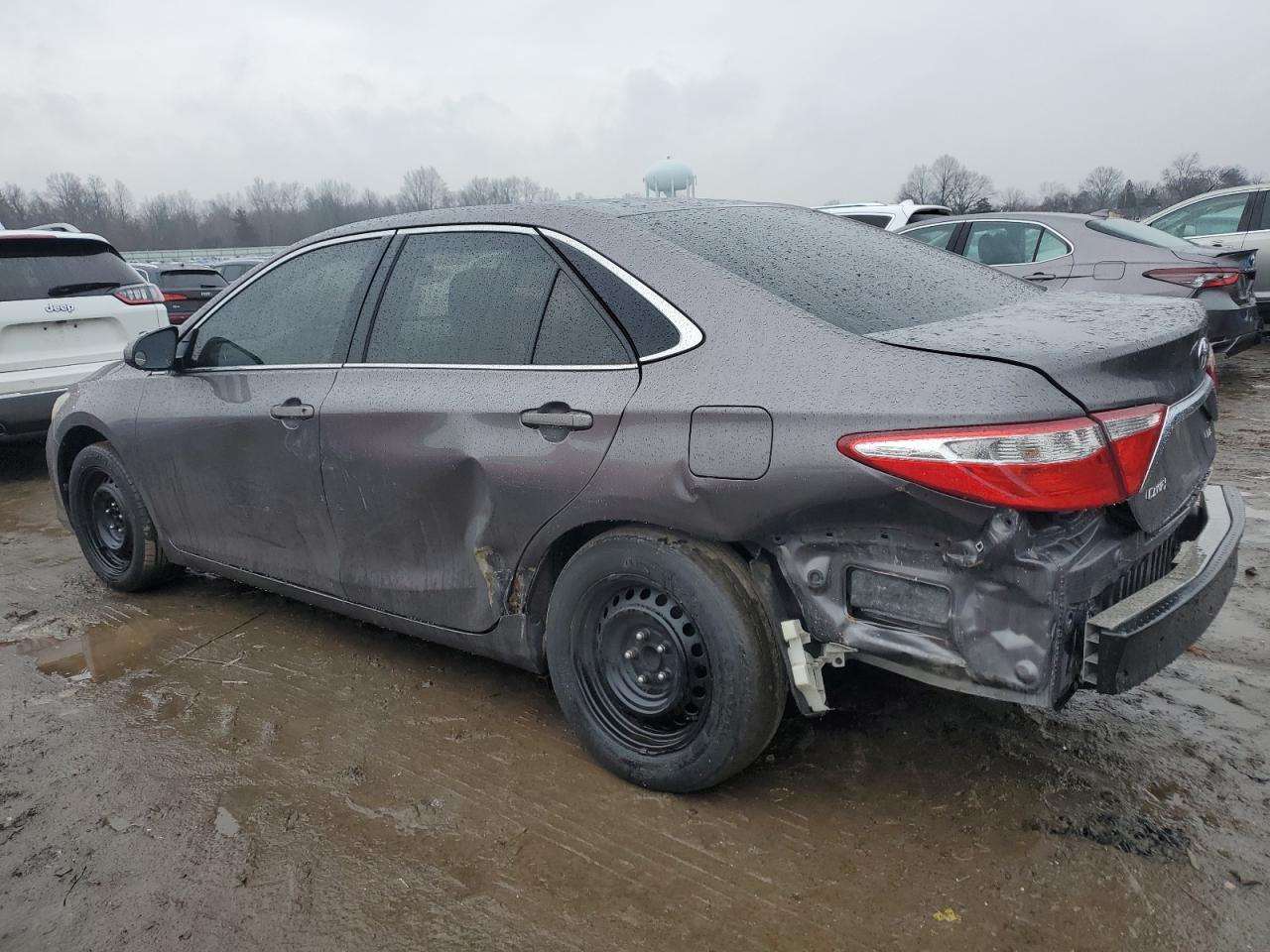 2015 TOYOTA CAMRY LE - Фото 2