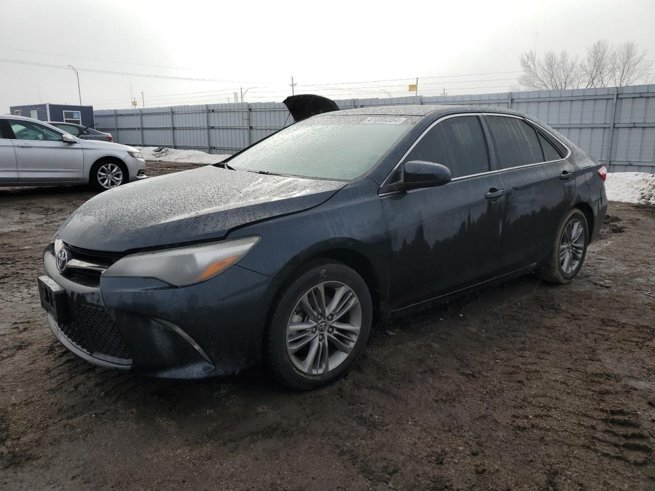 2015 TOYOTA CAMRY LE car image