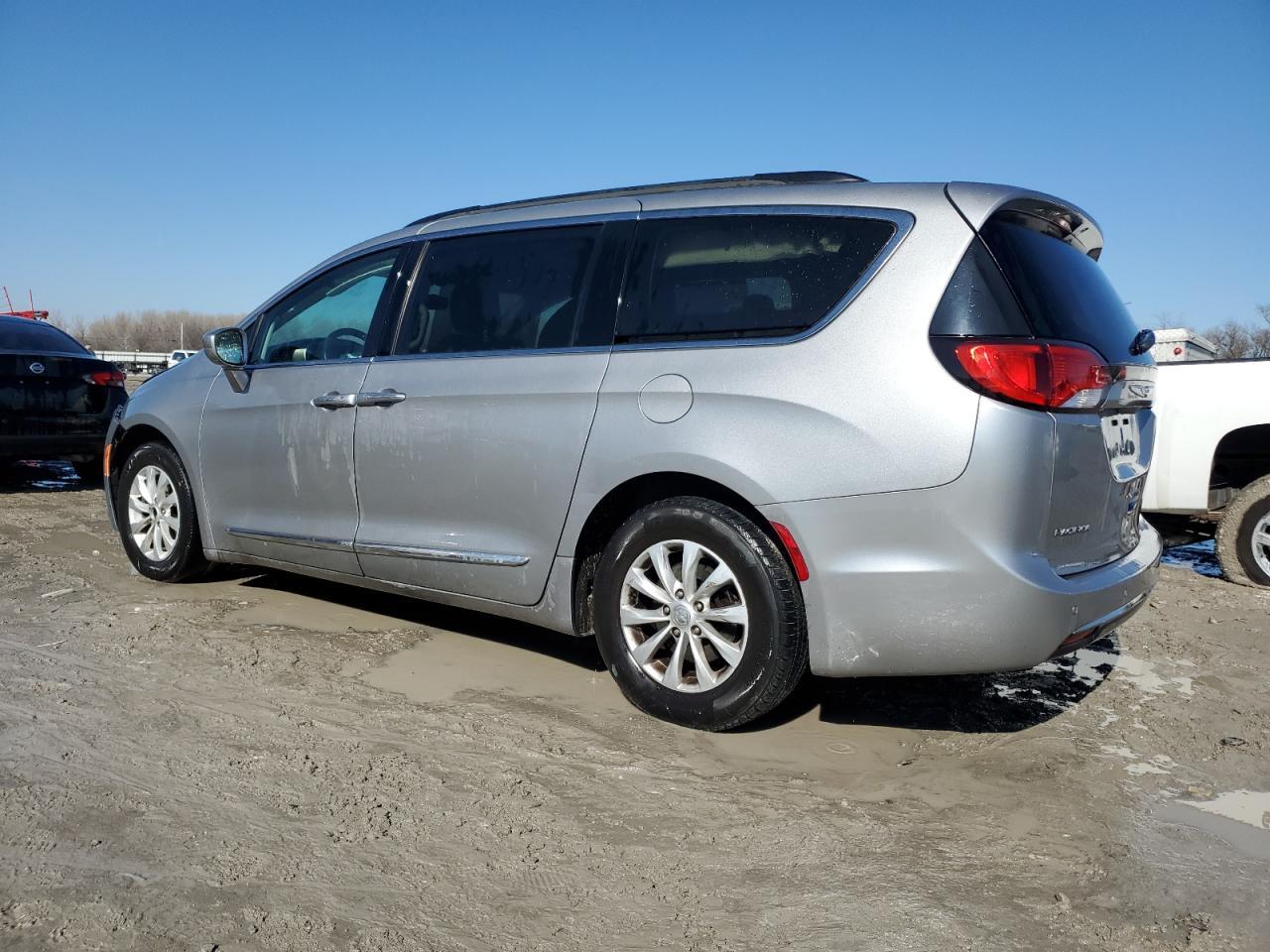 2017 CHRYSLER PACIFICA T - Фото 2