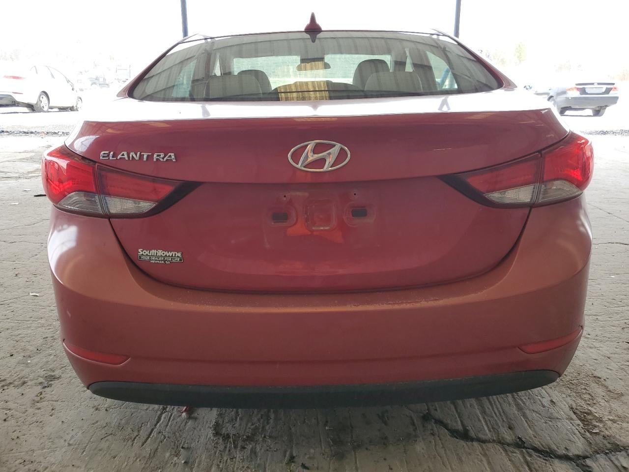 2015 HYUNDAI ELANTRA SE - Image 6