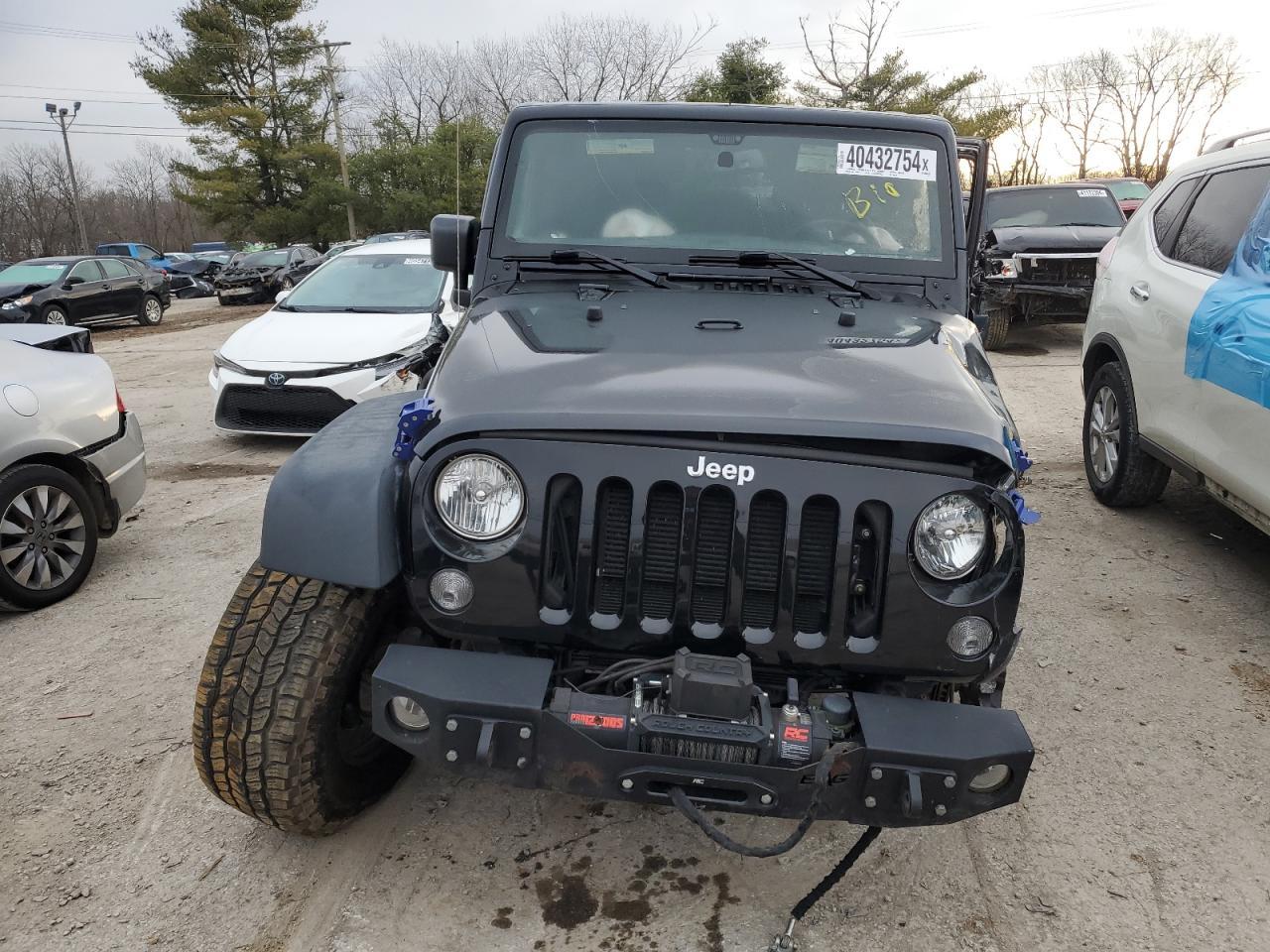 2017 JEEP WRANGLER U - Фото 5