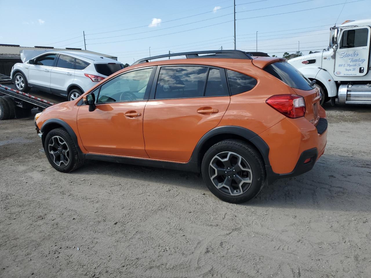 2015 SUBARU XV CROSSTR - Image 2
