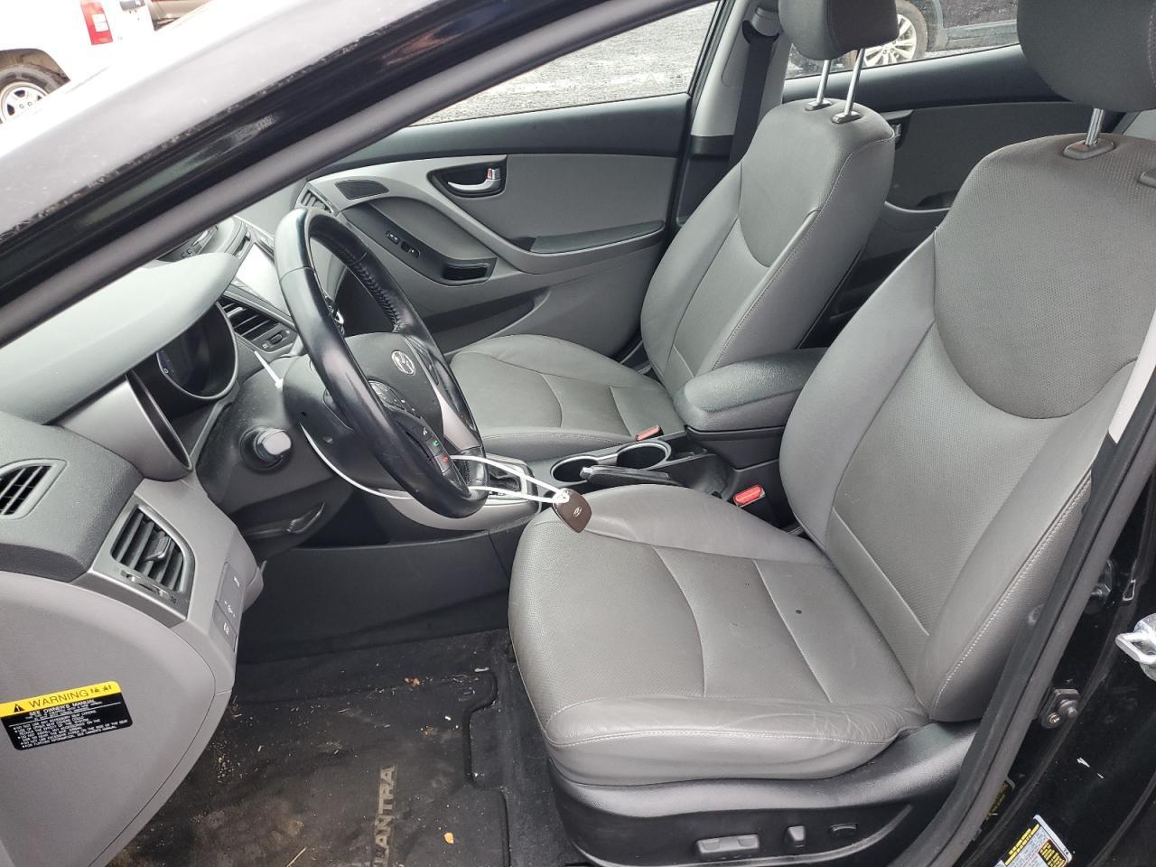 2015 HYUNDAI ELANTRA SE - Image 7