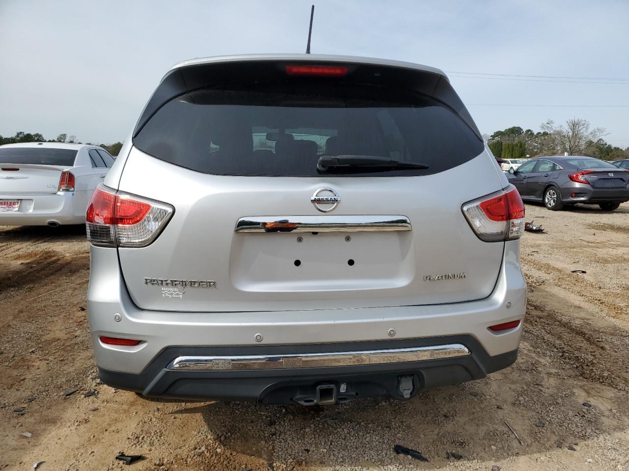 2013 NISSAN PATHFINDER - Фото 6