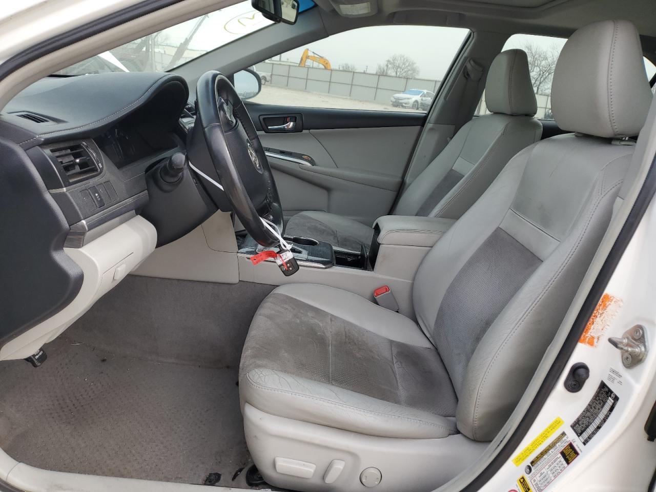 2012 TOYOTA CAMRY HYBR - Image 7