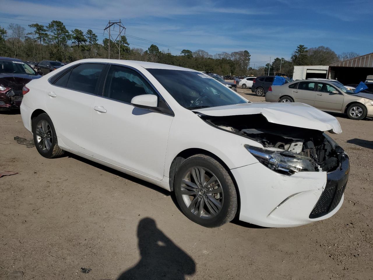 2016 TOYOTA CAMRY LE - Image 4
