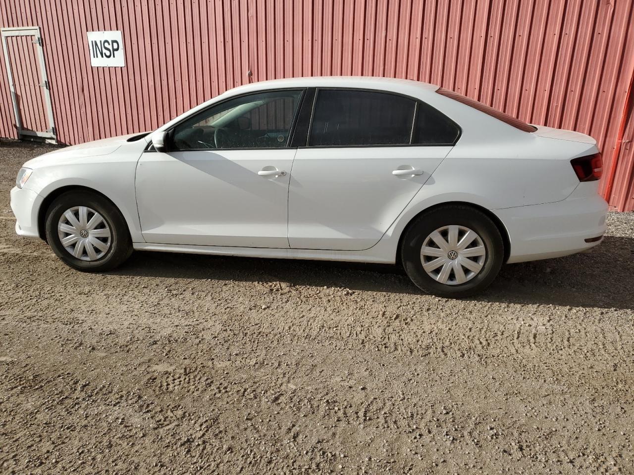 2016 VOLKSWAGEN JETTA S - Image 2