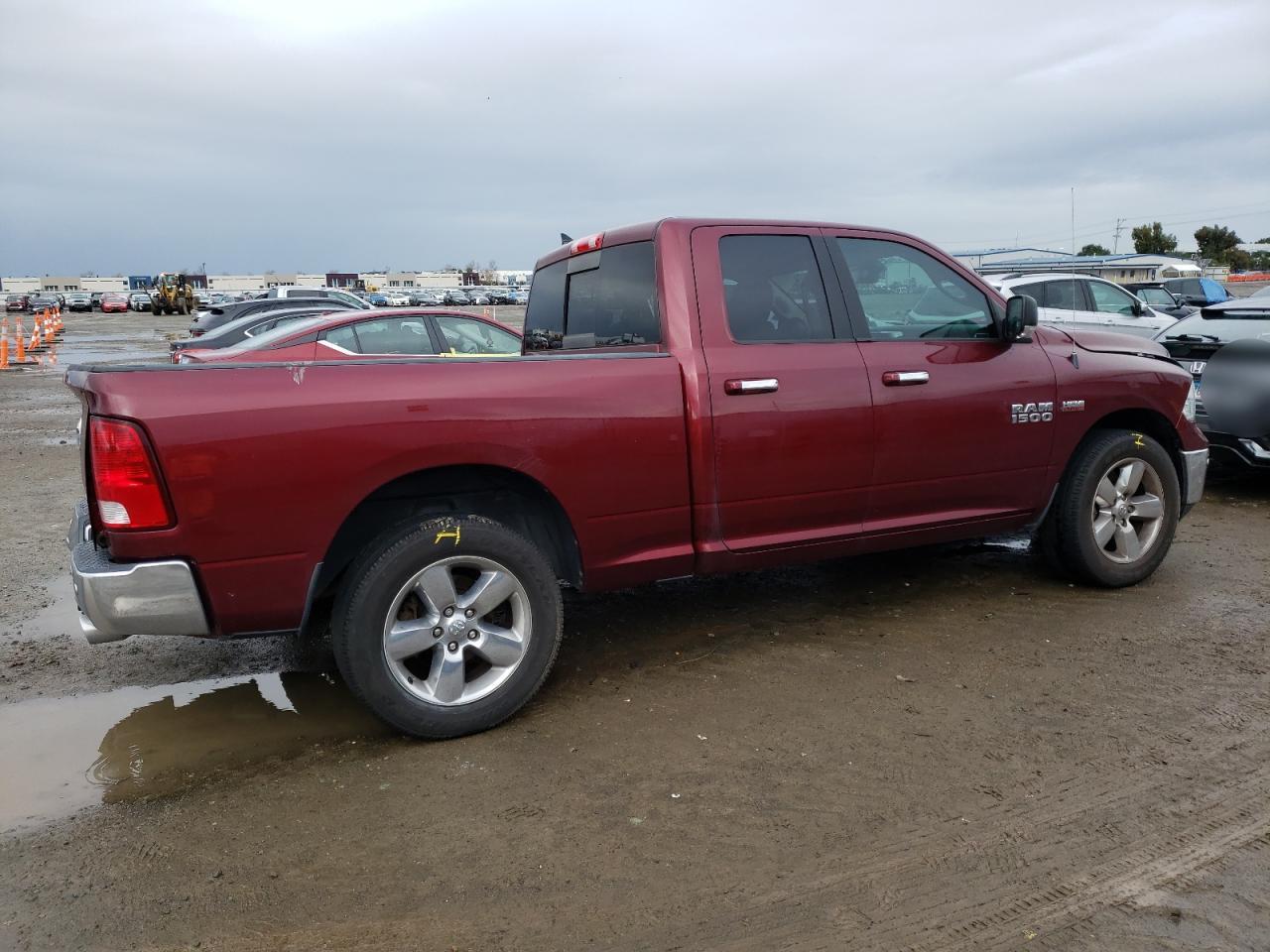 2017 RAM 1500 SLT - Image 3