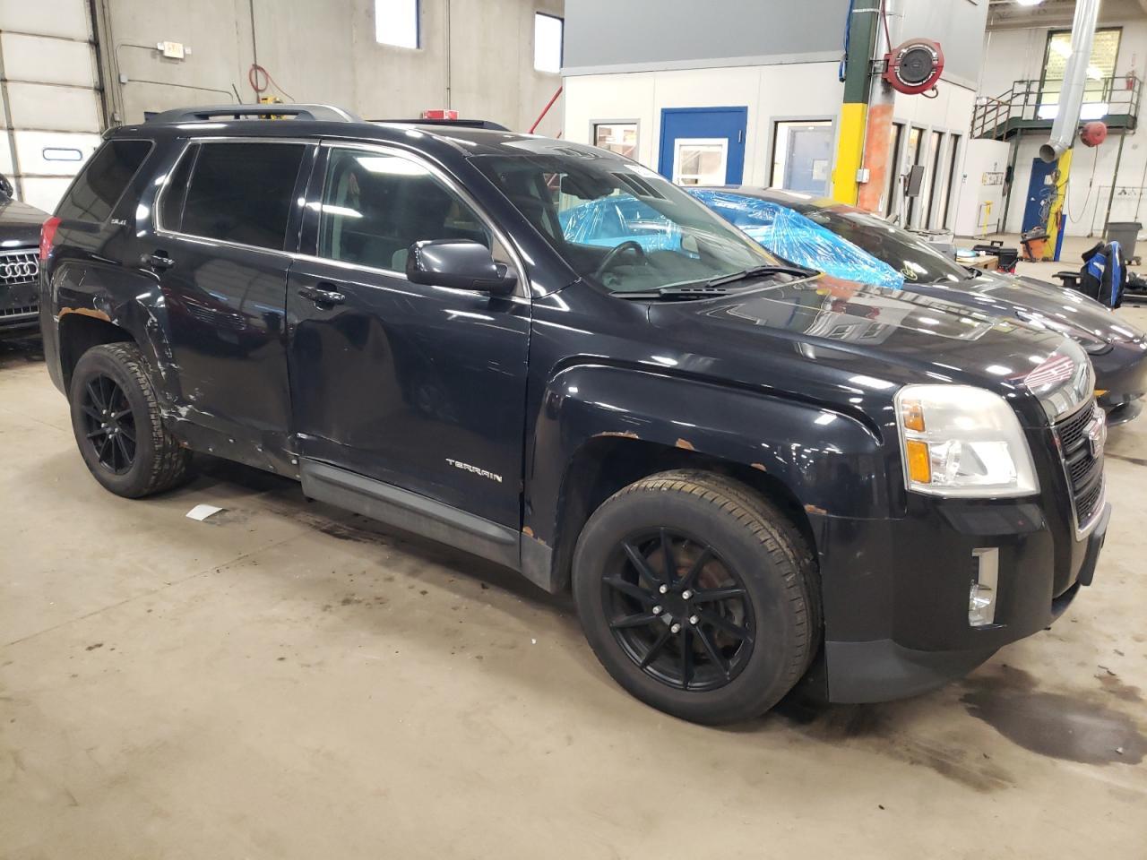 2013 GMC TERRAIN SL - Image 4