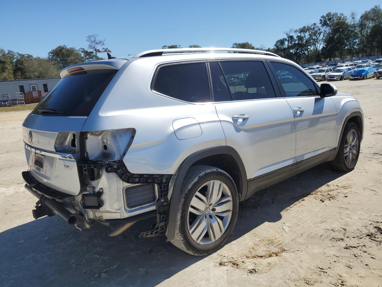 2019 VOLKSWAGEN ATLAS SE - Image 3