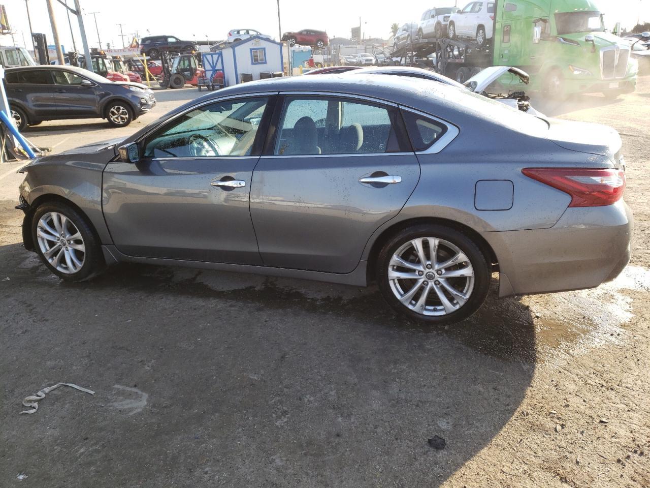 2018 NISSAN ALTIMA 2.5 - Фото 2