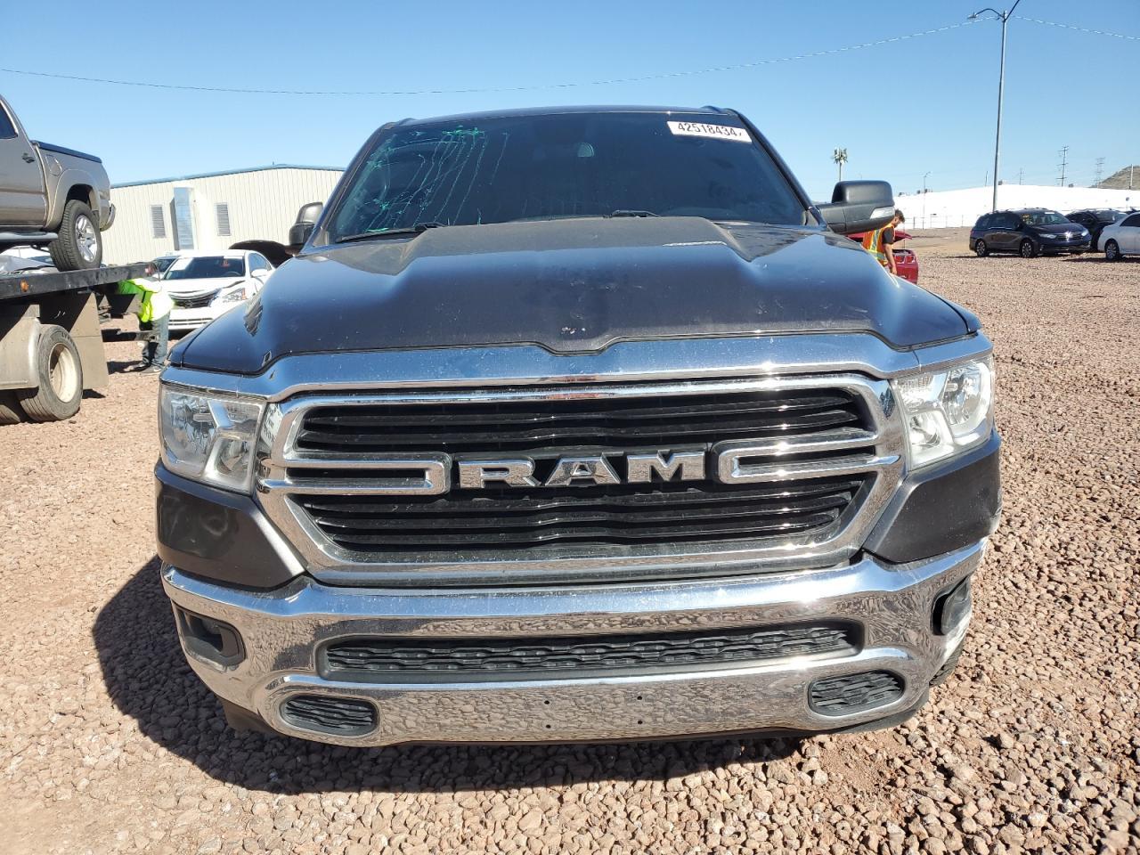 2019 RAM 1500 BIG H - Фото 5