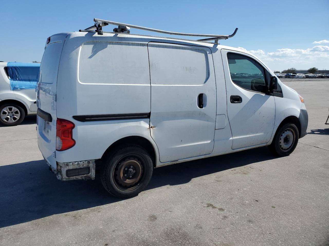 2015 NISSAN NV200 2.5S - Фото 3