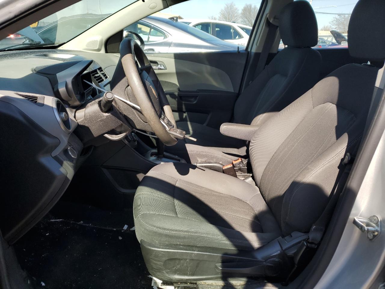 2016 CHEVROLET SONIC LT - Image 7