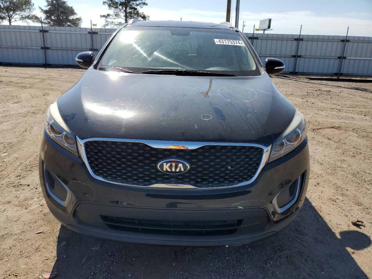 2017 KIA SORENTO LX - Фото 5