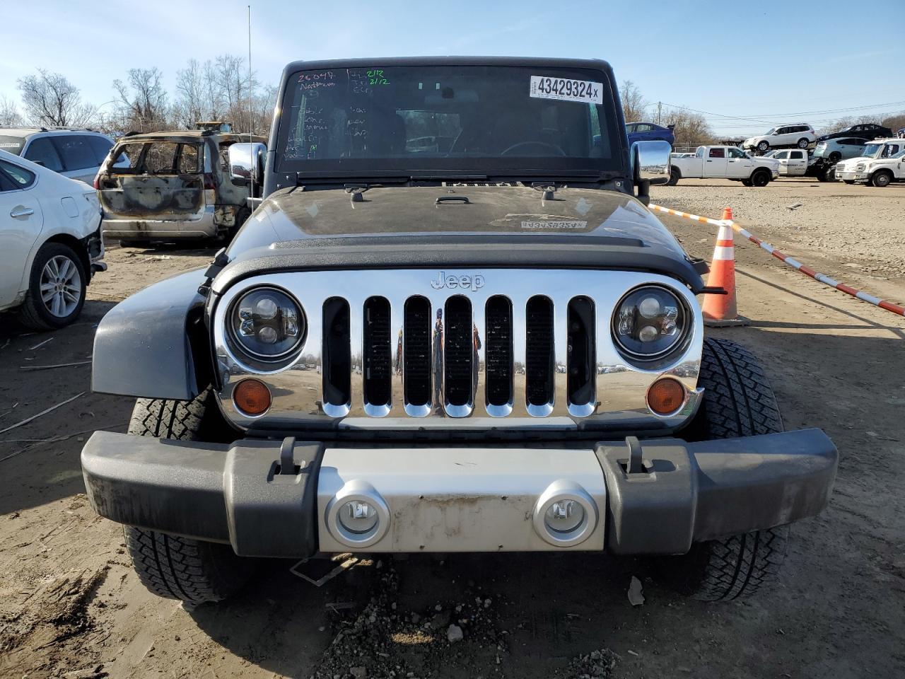 2012 JEEP WRANGLER U - Image 5