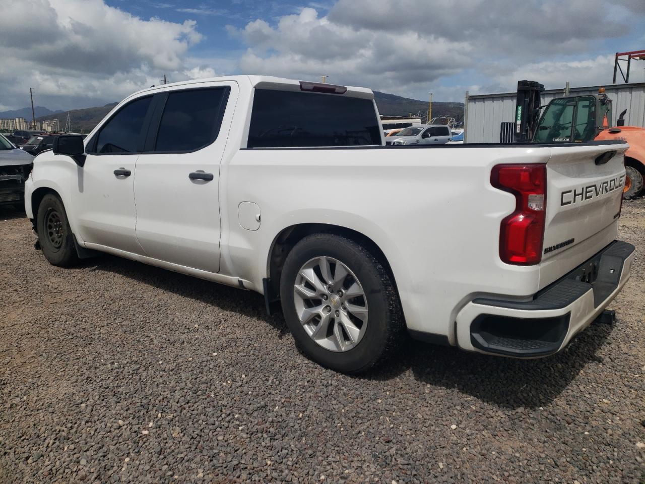 2020 CHEVROLET SILVERADO - Image 2