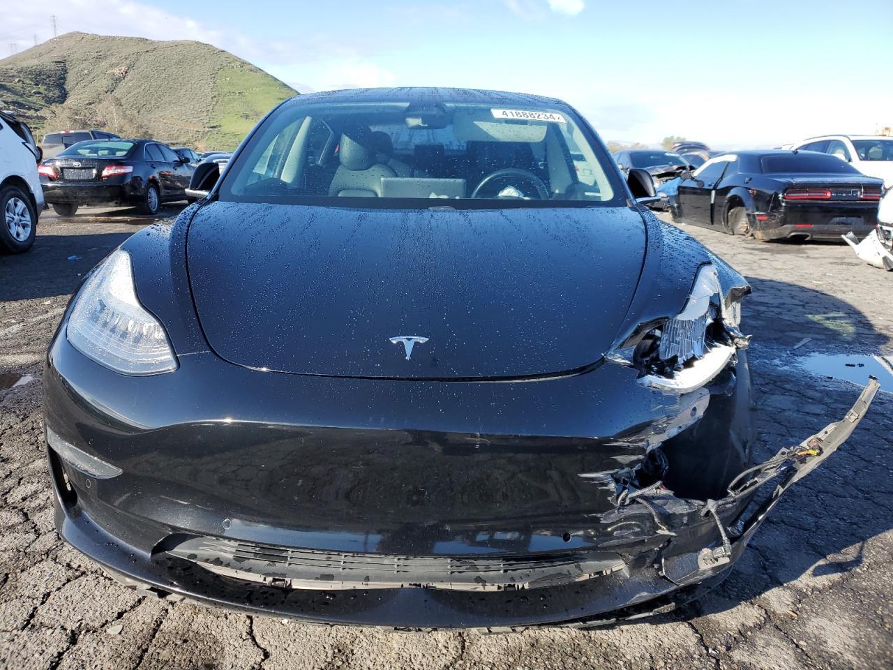 2019 TESLA MODEL 3 - Image 5