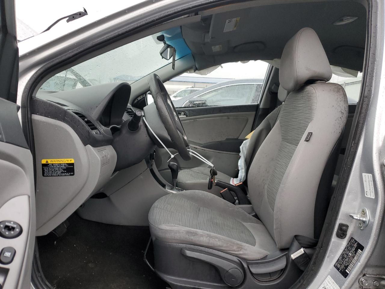 2016 HYUNDAI ACCENT SE - Фото 7