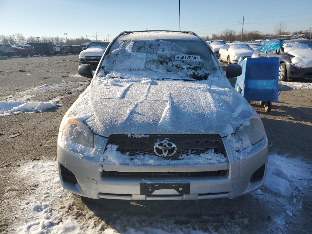 2011 TOYOTA RAV4 - Фото 5