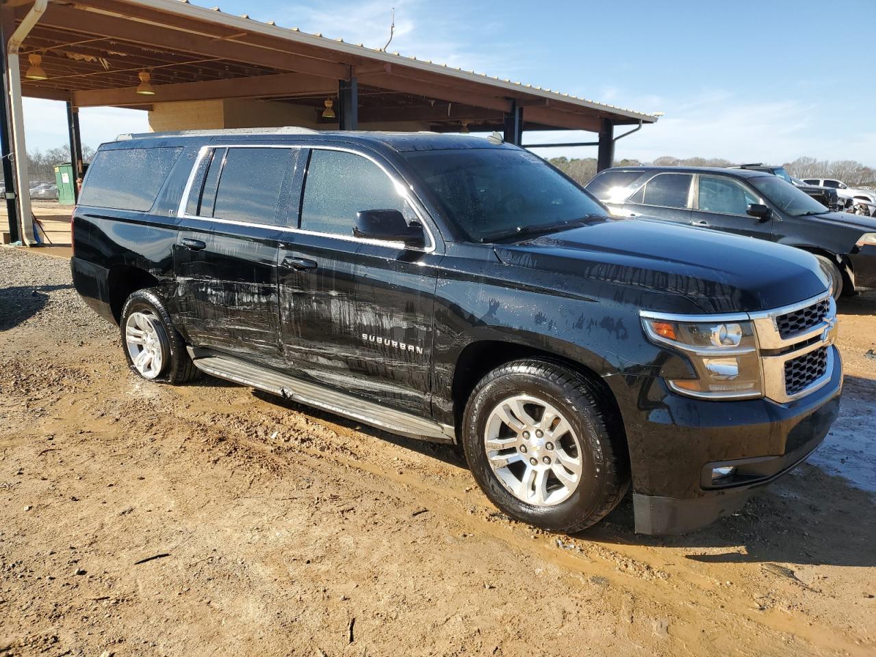 2015 CHEVROLET SUBURBAN C - Image 4