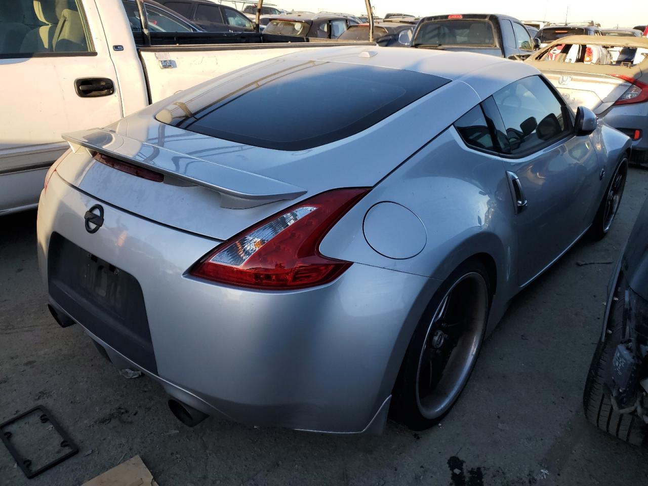 2012 NISSAN 370Z BASE - Image 3