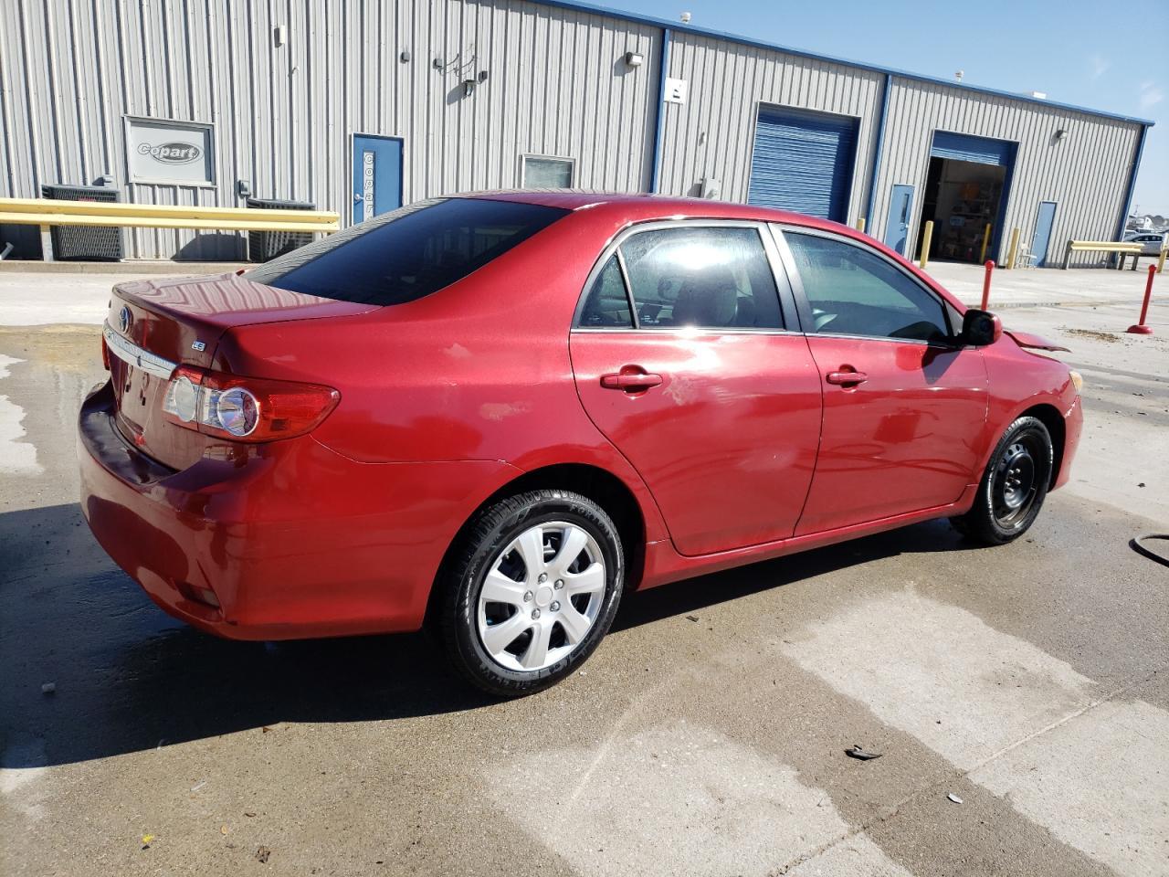 2013 TOYOTA COROLLA BA - Фото 3