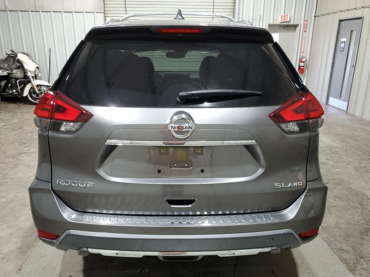 2018 NISSAN ROGUE S - Фото 6