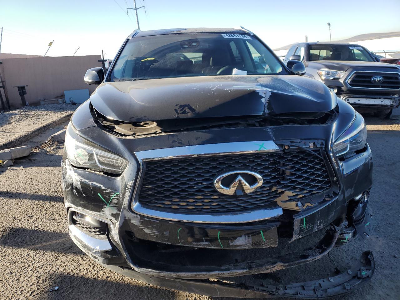 2019 INFINITI QX60 LUXE - Image 5