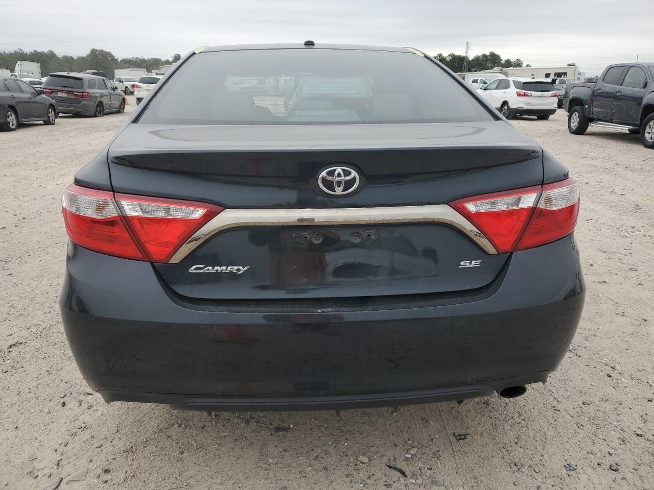 2015 TOYOTA CAMRY LE - Фото 6