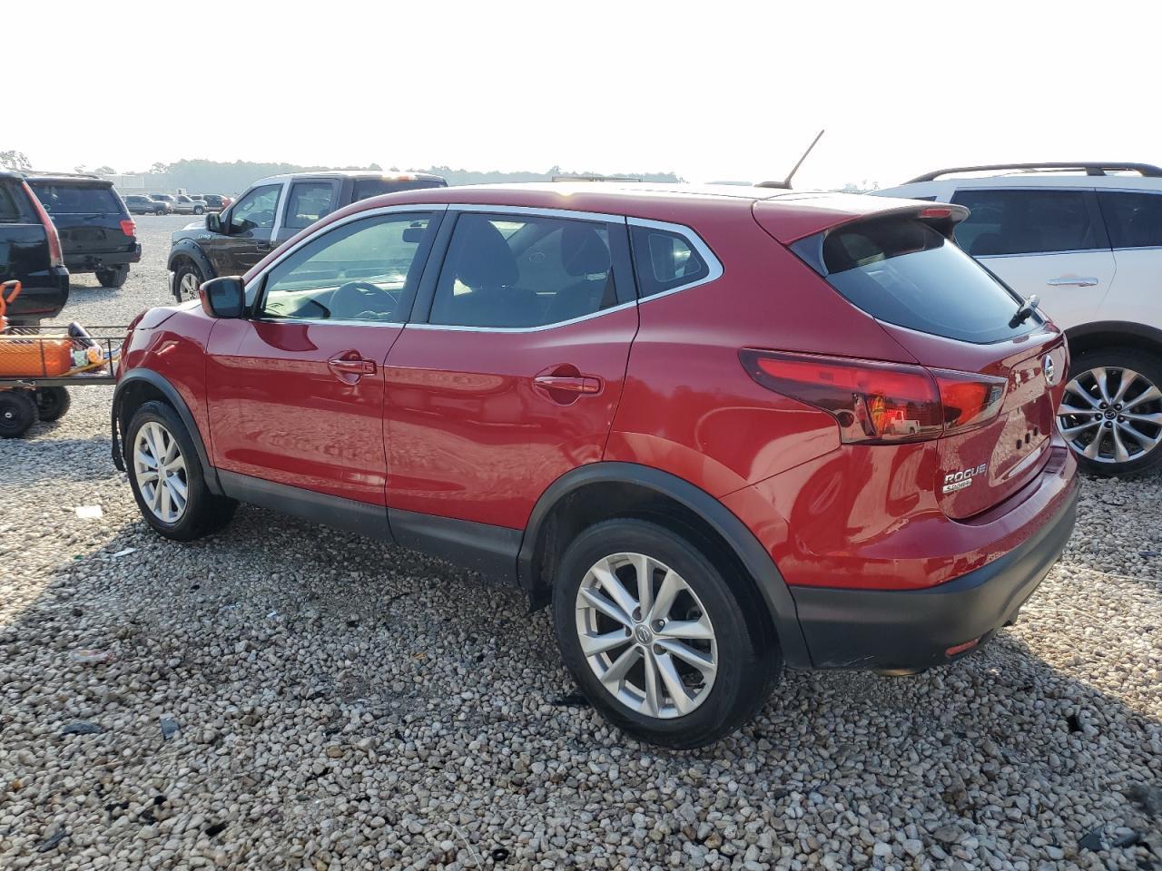 2018 NISSAN ROGUE SPOR - Image 2