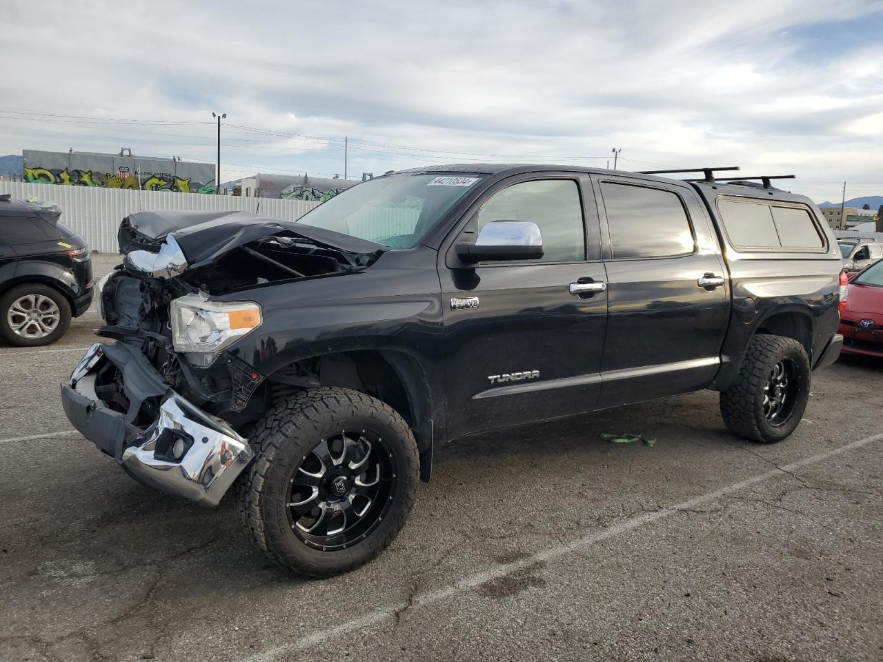 2015 TOYOTA TUNDRA CRE