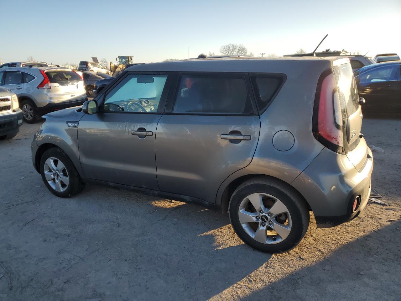 2017 KIA SOUL - Image 2