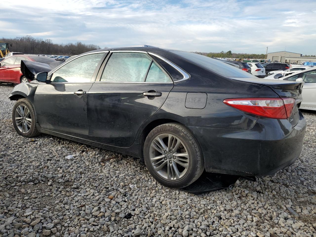 2017 TOYOTA CAMRY LE - Фото 2
