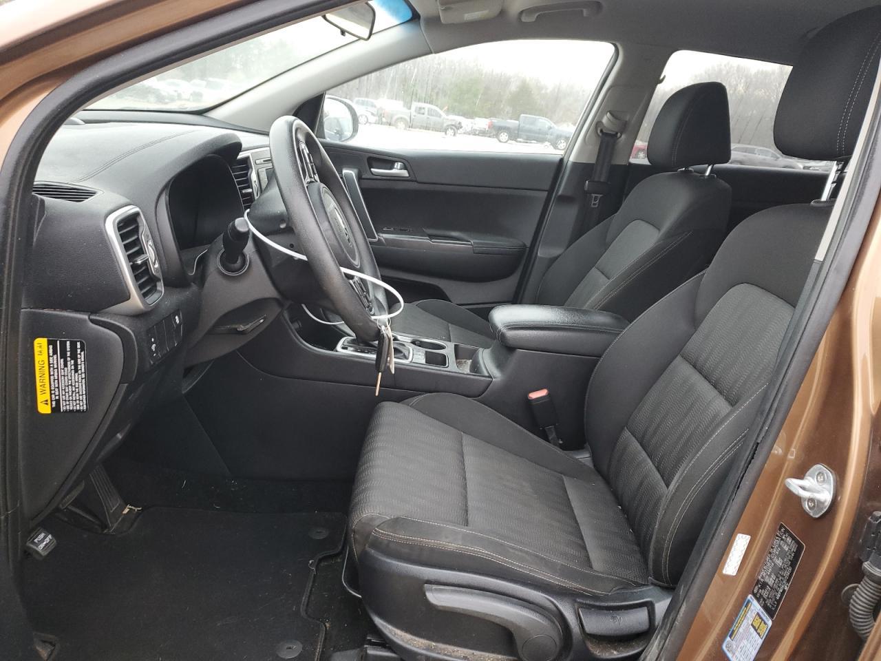 2017 KIA SPORTAGE L - Image 7